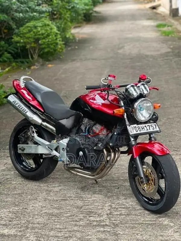 Honda Hornet CH 110 2014