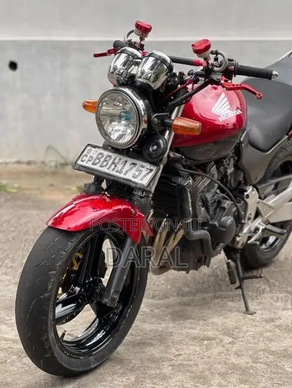 Honda Hornet CH 110 2014