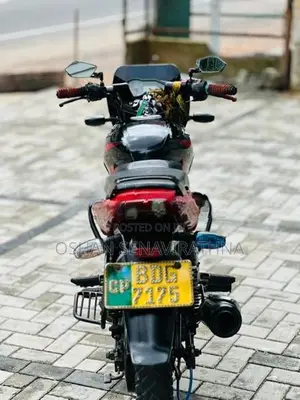 Bajaj Pulsar 150 2015