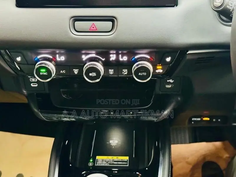 Honda Vezel Z premium AppleCar-P 2026