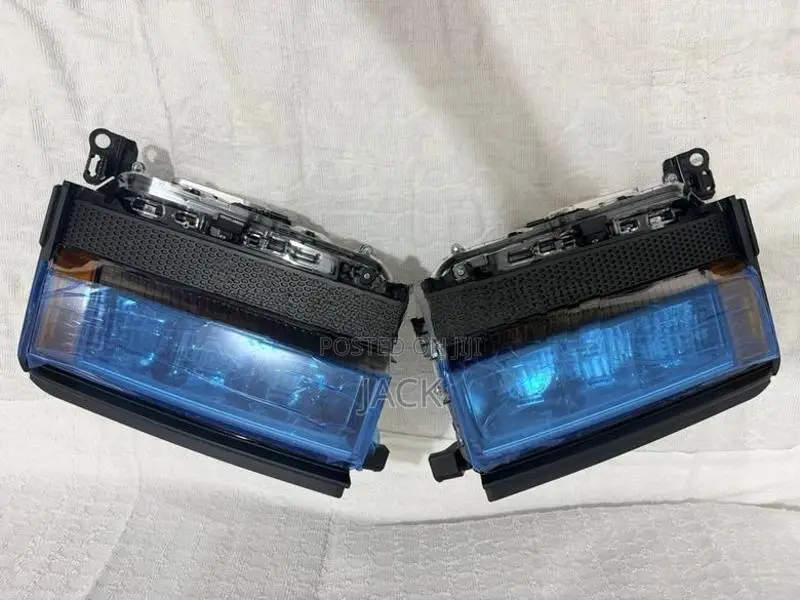 Toyota TRJ250W Land Cruiser LED Headlight Set