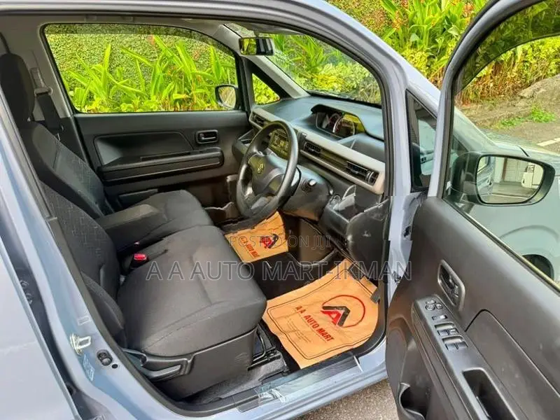 Suzuki Wagon R FX 2025