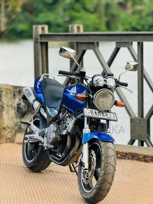 Honda Hornet 2010
