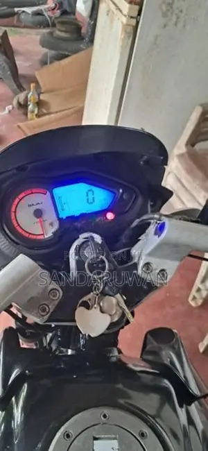 Bajaj Pulsar 180 2011