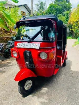 Bajaj RE 205cc 2012