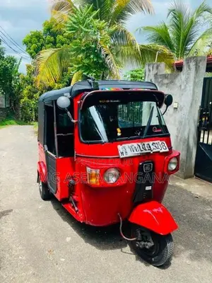 Bajaj RE 205cc 2012