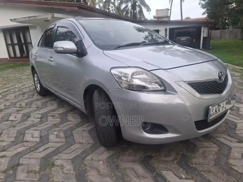 Toyota Belta 2009