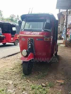 Bajaj RE 2001