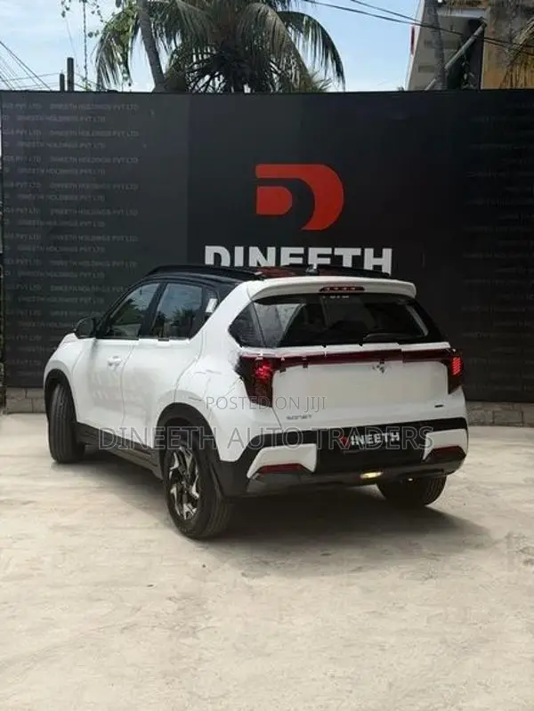 Kia Sonet GTX + Black Roof 2026
