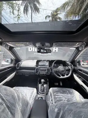 Kia Sonet GTX + Black Roof 2026