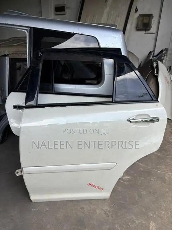 Toyota Harrier MHU38 Door Set with Mirrors