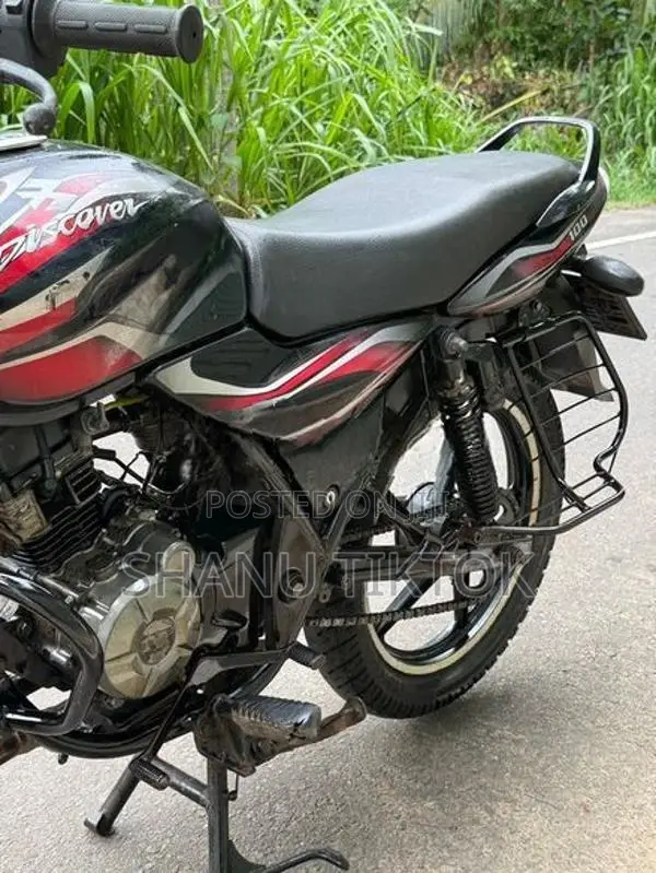 Bajaj Discover 2013