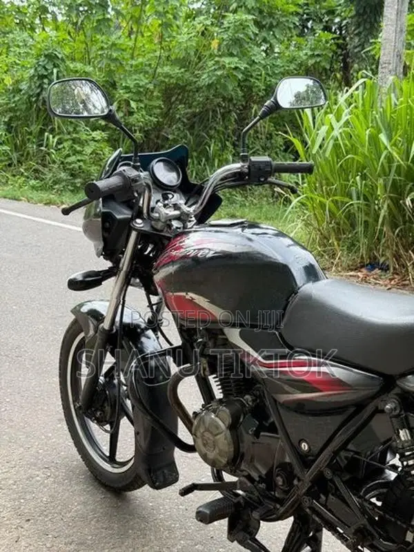 Bajaj Discover 2013