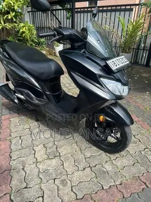 Suzuki Burgman 125 2019