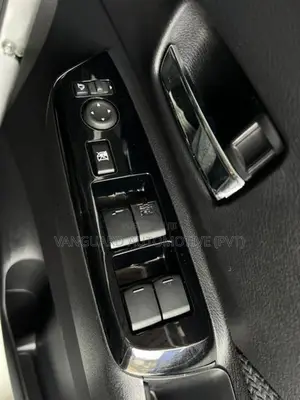 Nissan Roox 2025