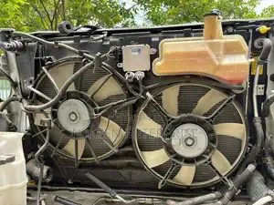 Toyota Harrier MHU38 Radiator