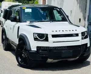 Land Rover Defender SE P300 2025