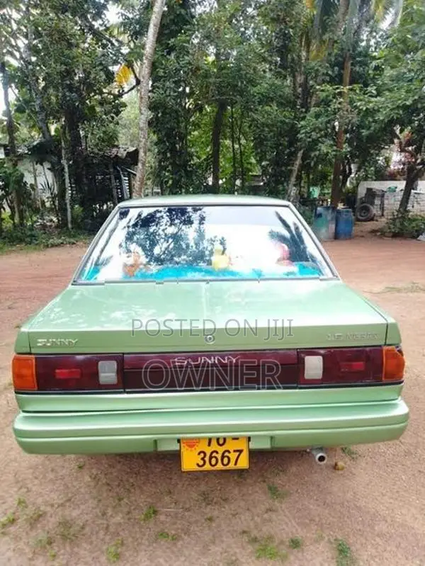 Nissan Sunny 1989