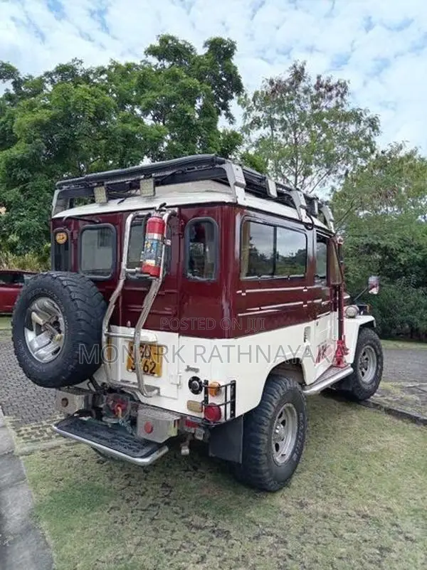 Mitsubishi J24 1973