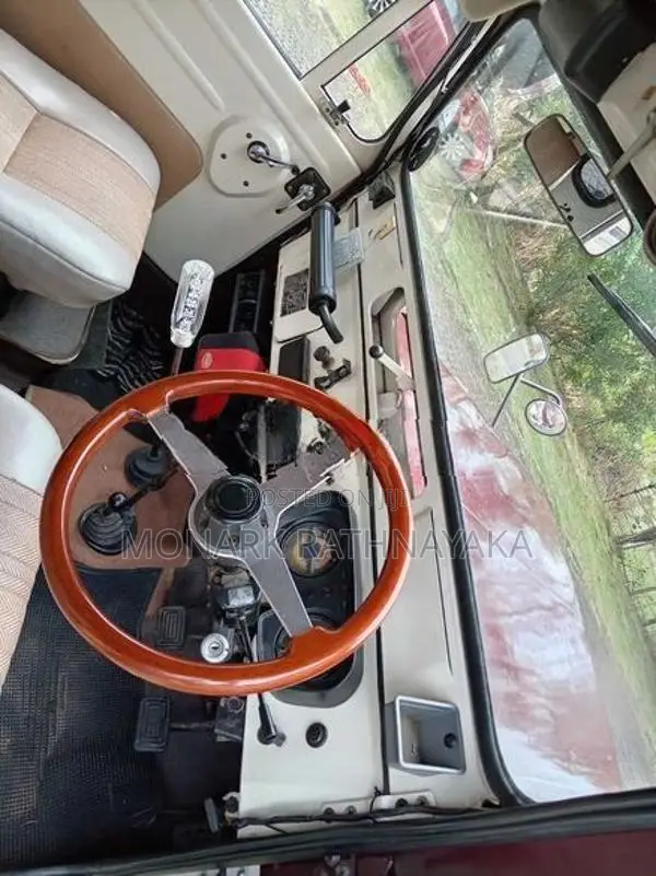 Mitsubishi J24 1973