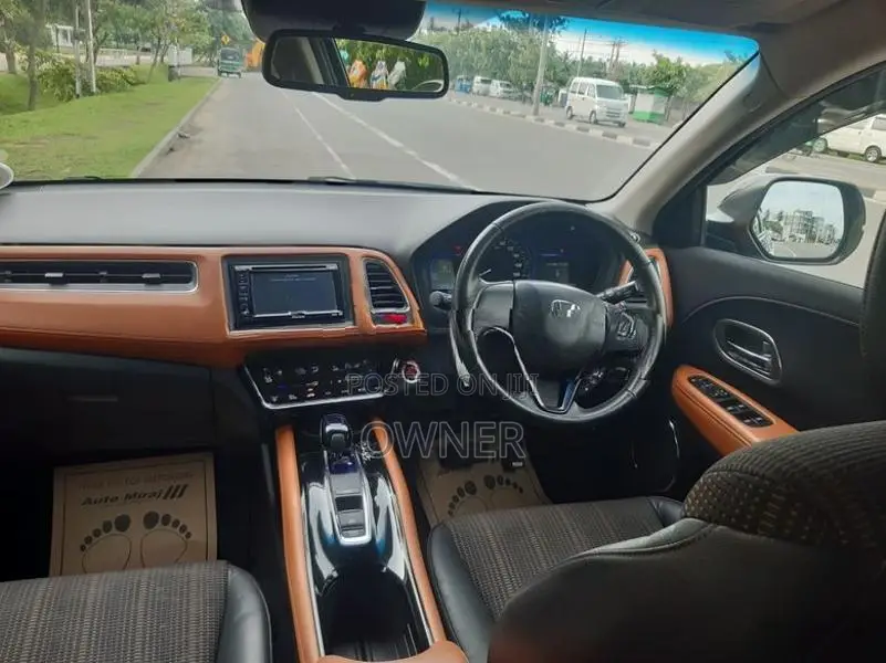 Honda Vezel Pack SUV 2014