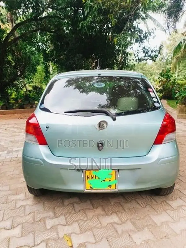 Toyota Vitz 2007