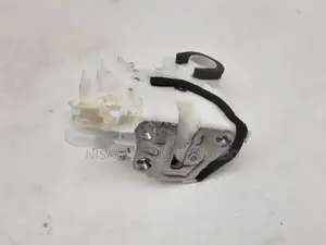 Suzuki Grand Vitara 2007 Door Lock Actuator