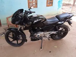 Bajaj Pulsar 180 2012