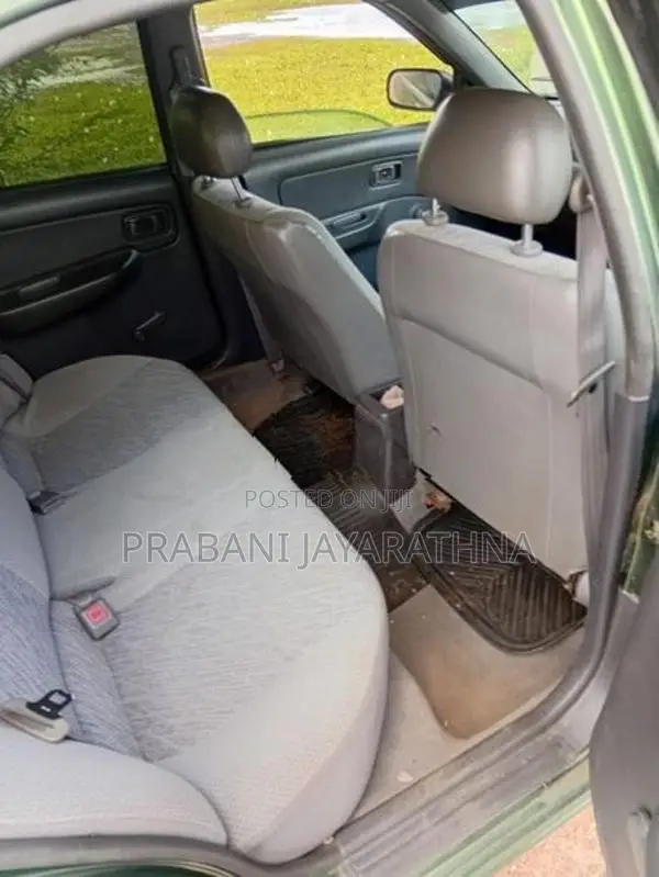 Nissan Sunny Trim 1998