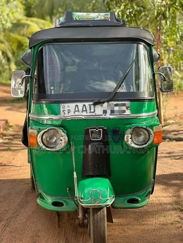 Bajaj RE 2013