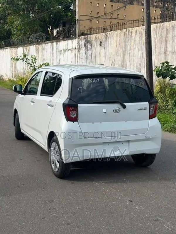 Daihatsu Mira ES X SA3 2024