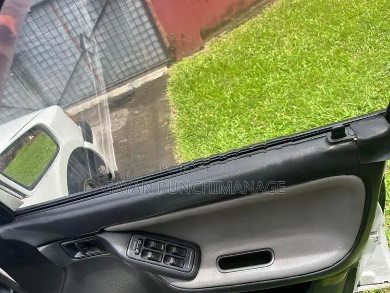Mazda Familia 1994