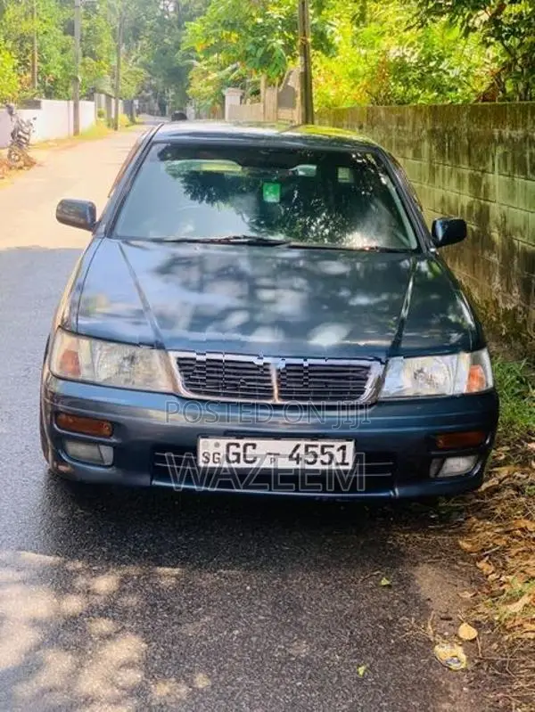 Nissan Bluebird 1997