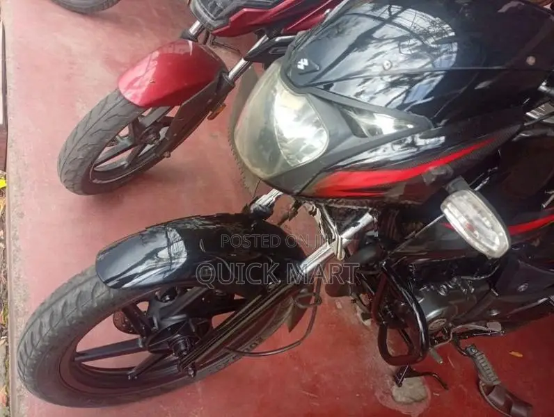 Bajaj Pulsar 150 2016