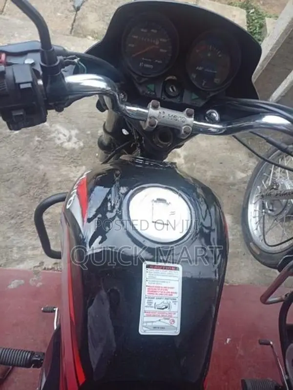 Hero HF Deluxe 2016
