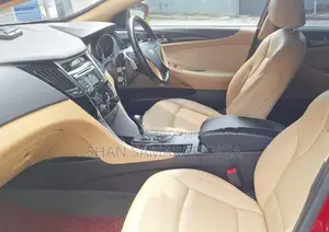 Hyundai Sonata 2011