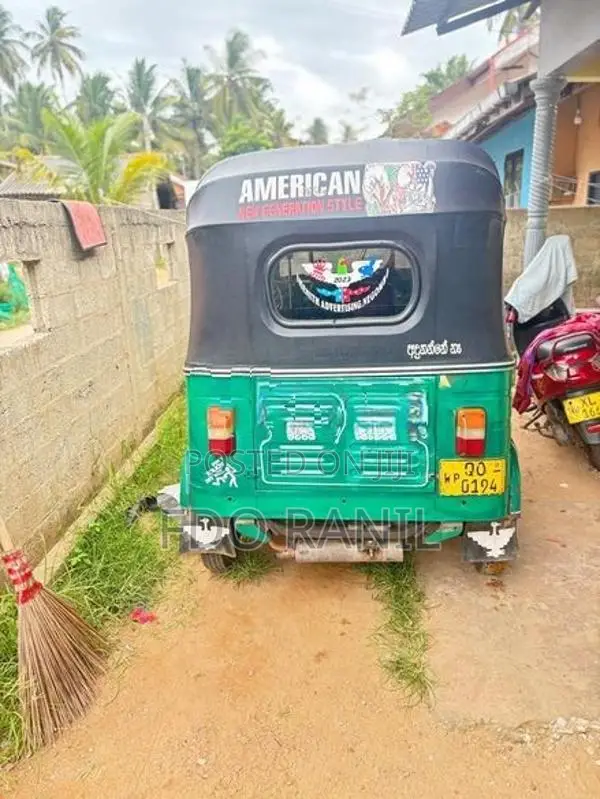 Bajaj RE 2008