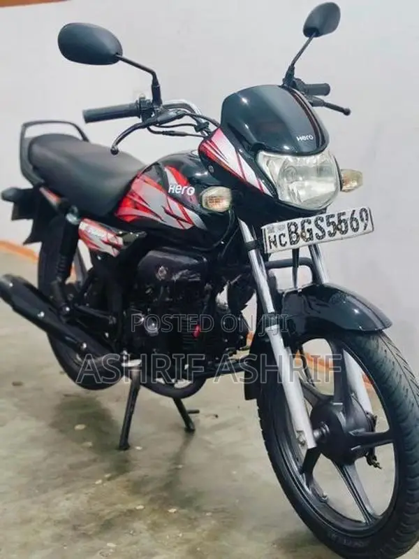 Hero HF Deluxe 2002