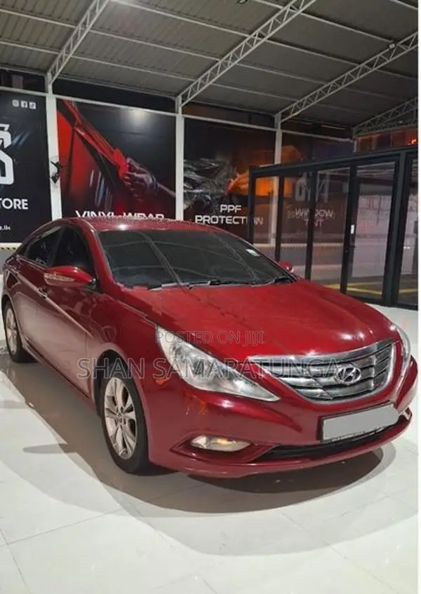 Hyundai Sonata 2011