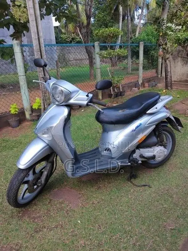 Piaggio Liberty 2000