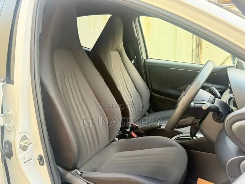 Toyota Yaris X Safety 2024