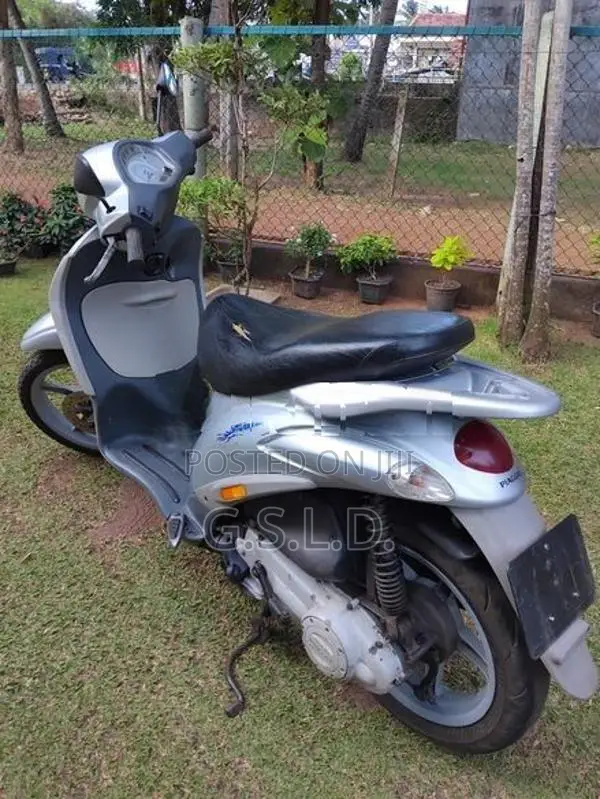 Piaggio Liberty 2000