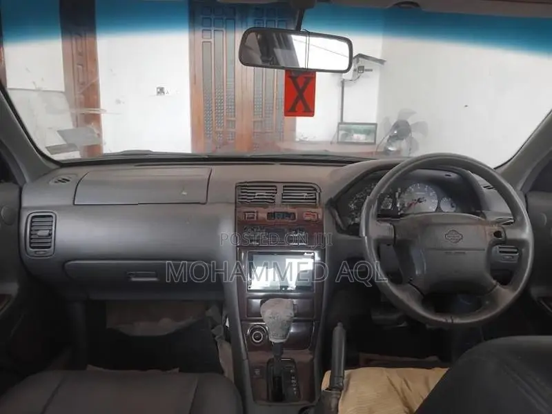 Nissan Cefiro 1998