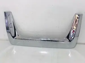 Toyota Esquire ZRR80G Dicky Garnish