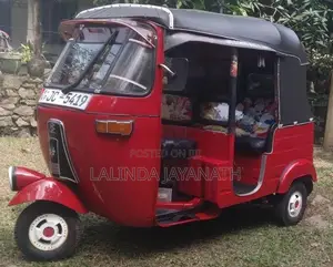 Bajaj RE 2004