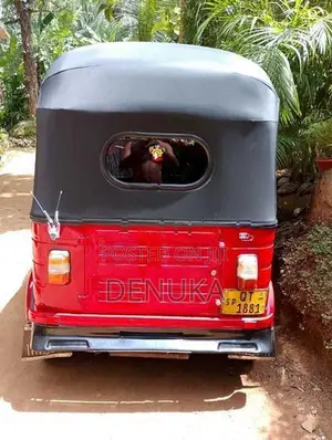 Bajaj RE 2009