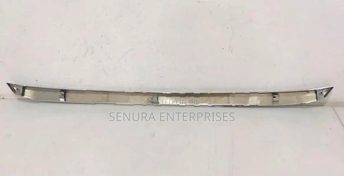 Nissan Dayz Roox Highway Star B21A Front Grille Moulding