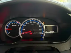 Toyota Roomy Custom G 2023