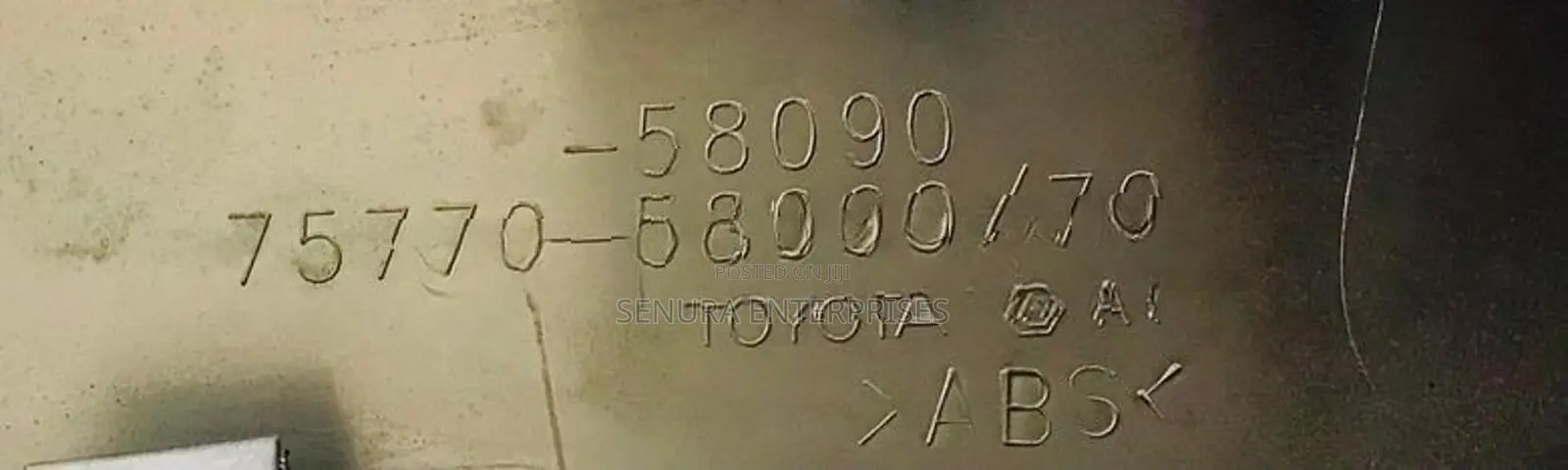 Toyota Alphard AGH30 Bonnet Nickle Garnish