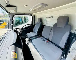 Isuzu Box Wide Cabin